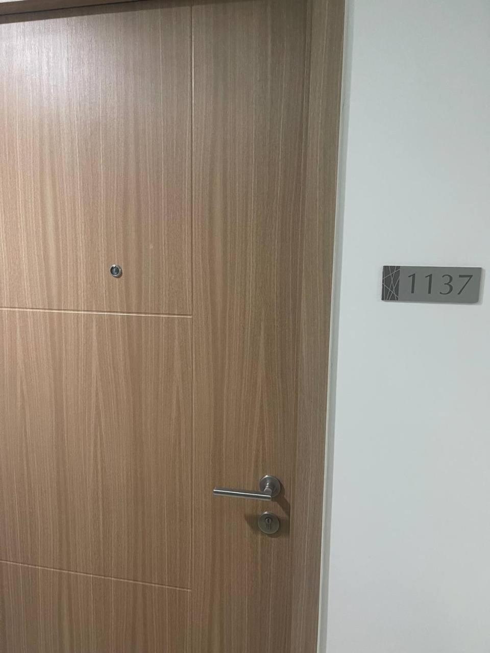 Red Residences Chino Roces Makati Makati City Exterior foto